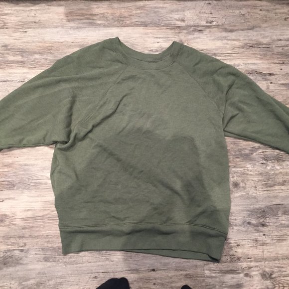Oversized Crewneck - Picture 1 of 1